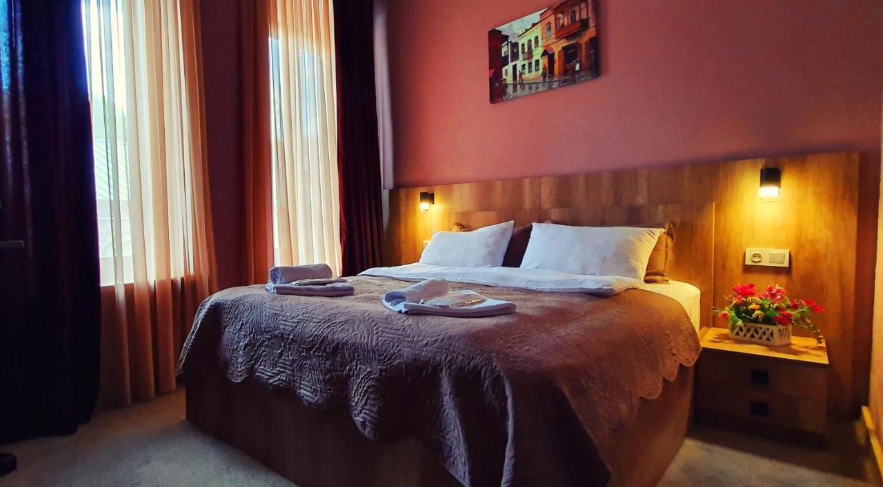 Epic Meidan Hotel Tbilisi Bagian luar foto