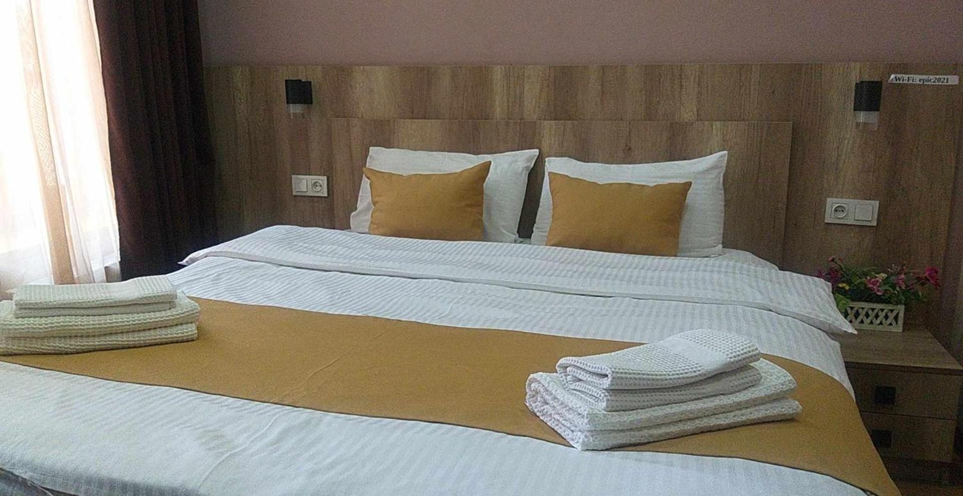 Epic Meidan Hotel Tbilisi Bagian luar foto