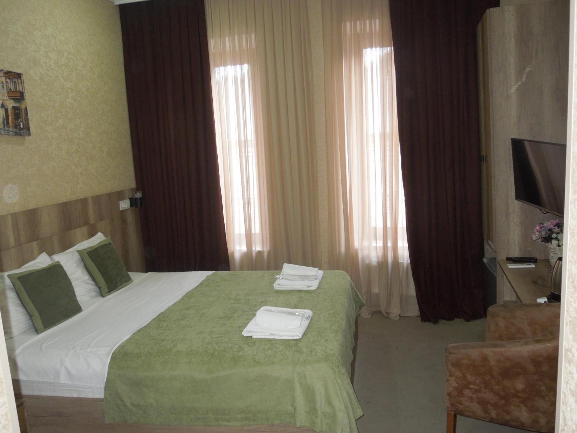 Epic Meidan Hotel Tbilisi Bagian luar foto