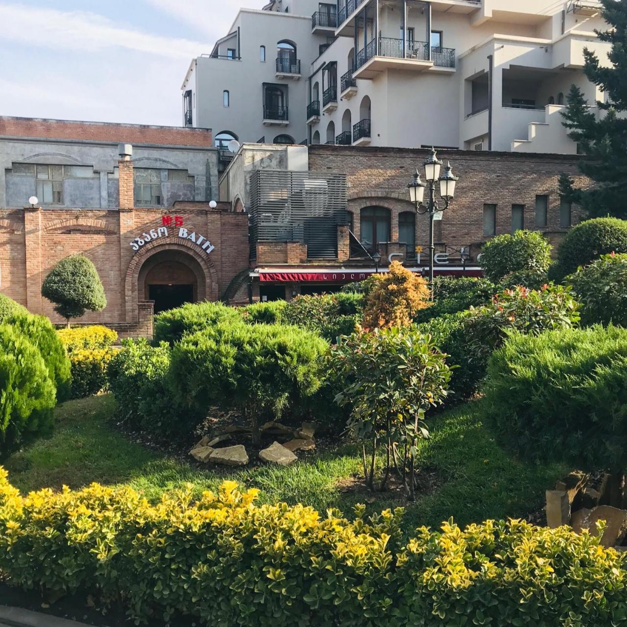 Epic Meidan Hotel Tbilisi Bagian luar foto