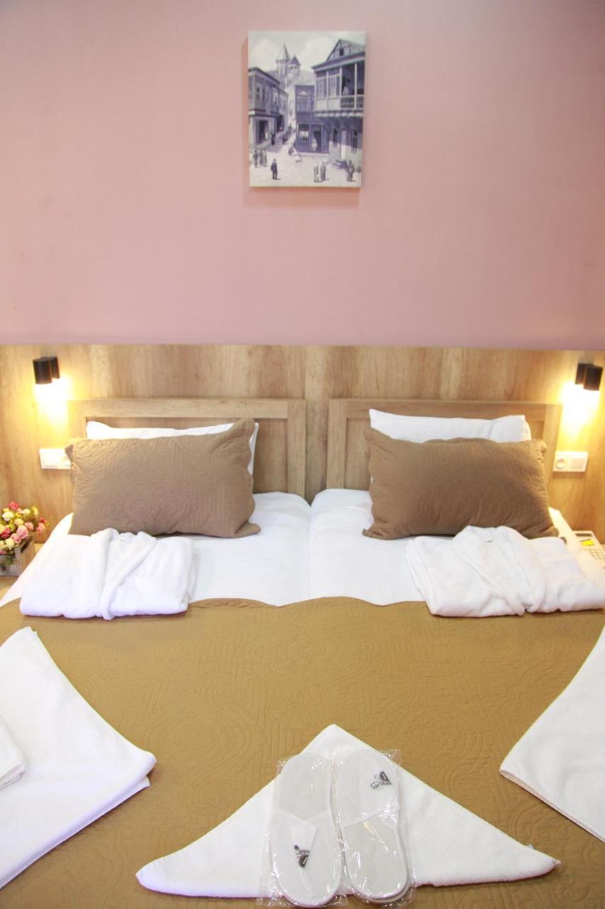 Epic Meidan Hotel Tbilisi Bagian luar foto