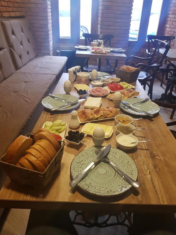 Epic Meidan Hotel Tbilisi Bagian luar foto